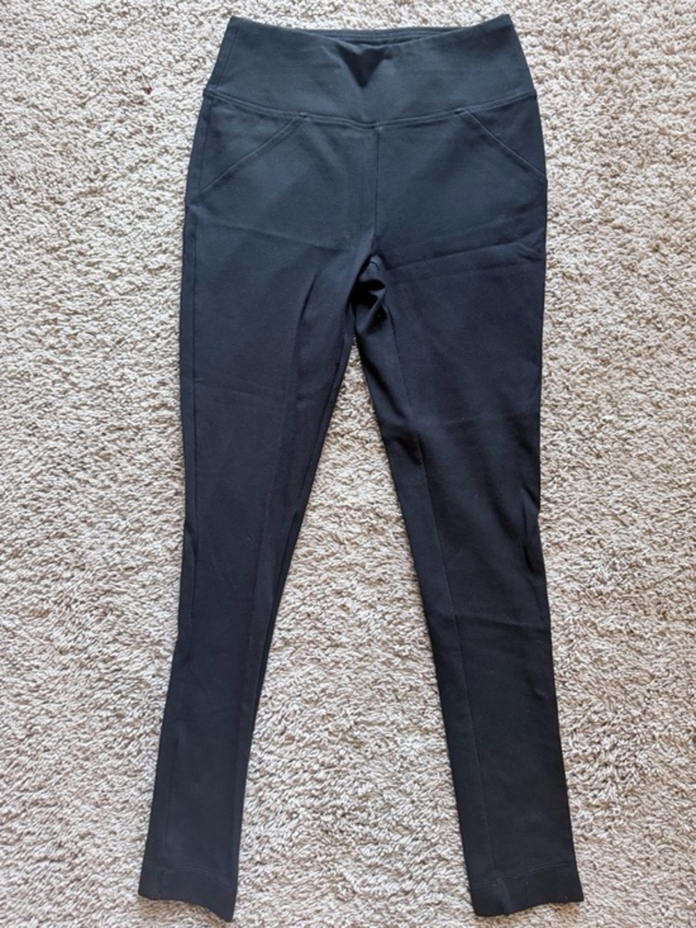 PEACH Women’s Black High-Waist Ponte Cropped Leggings